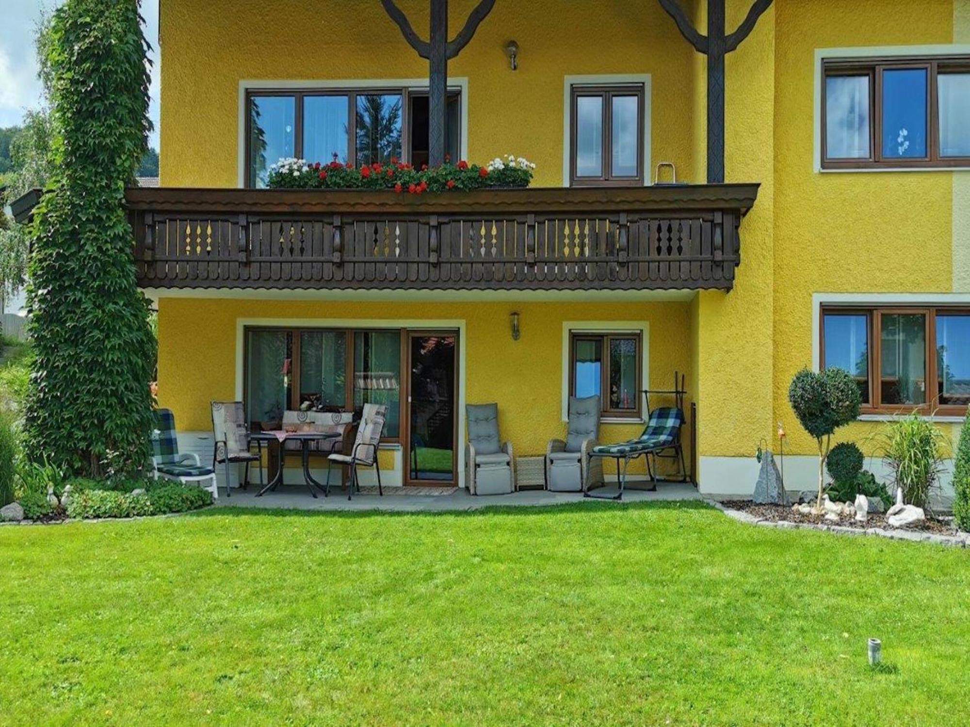 Scenic Apartment With Balcony Garden Deckchairs Barbecue Gleissenberg Экстерьер фото